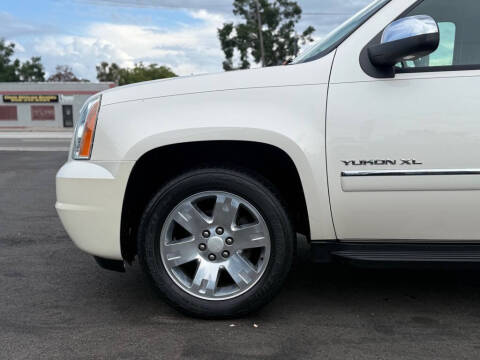 2013 GMC Yukon XL SLT