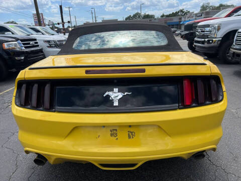 2016 Ford Mustang V6