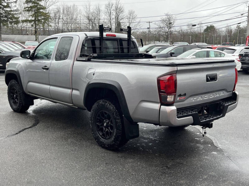 2019 Toyota Tacoma SR