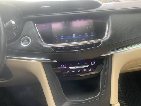 2017 Cadillac XT5