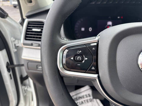 2023 Volvo XC90 B5 Core
