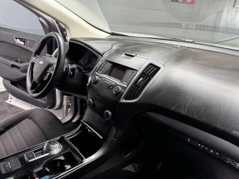 2019 Ford Edge SE