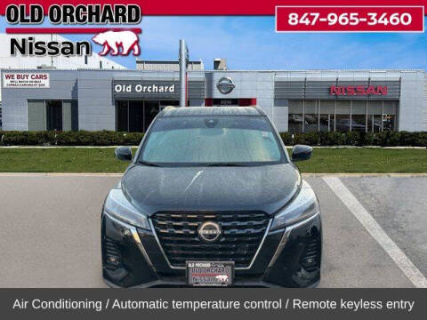 2022 Nissan Kicks SR