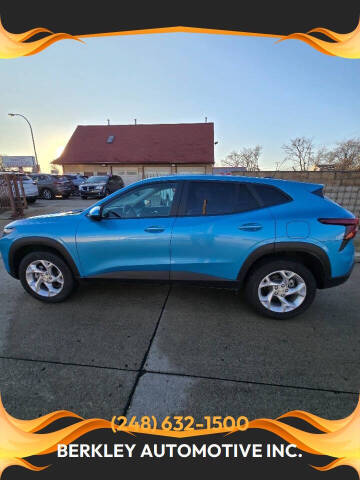 2025 Chevrolet Trax LS