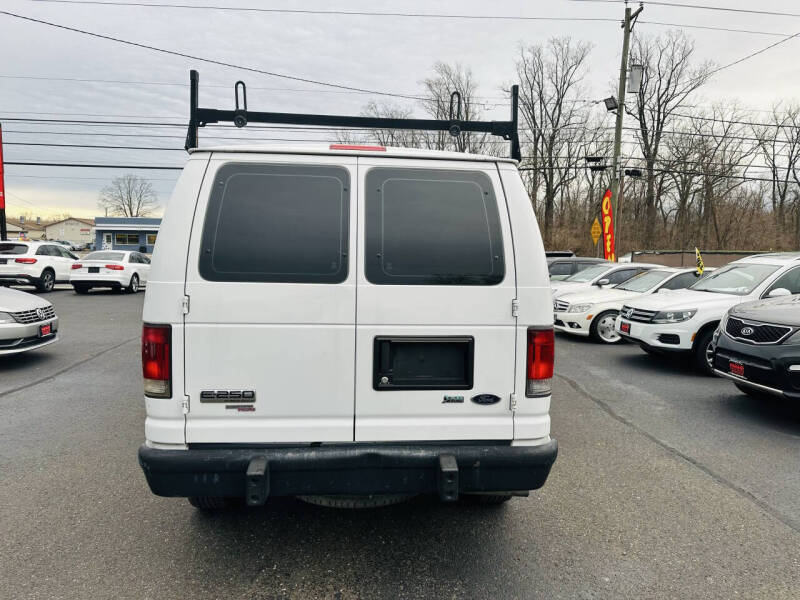 2013 Ford E-Series E-250