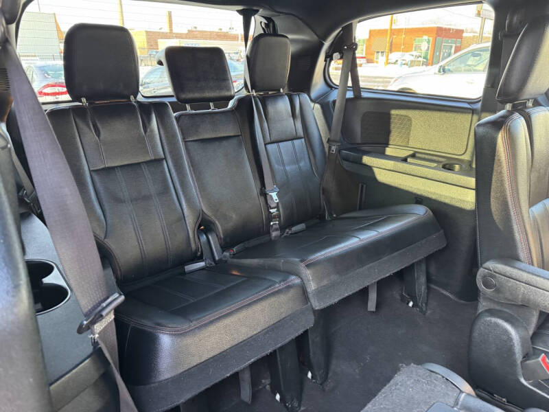 2016 Dodge Grand Caravan R/T