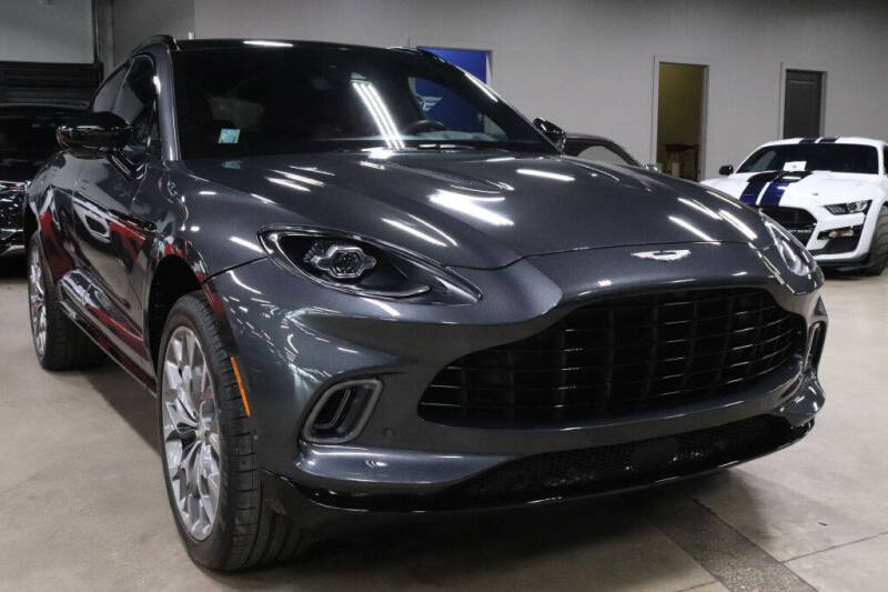 2021 Aston Martin DBX