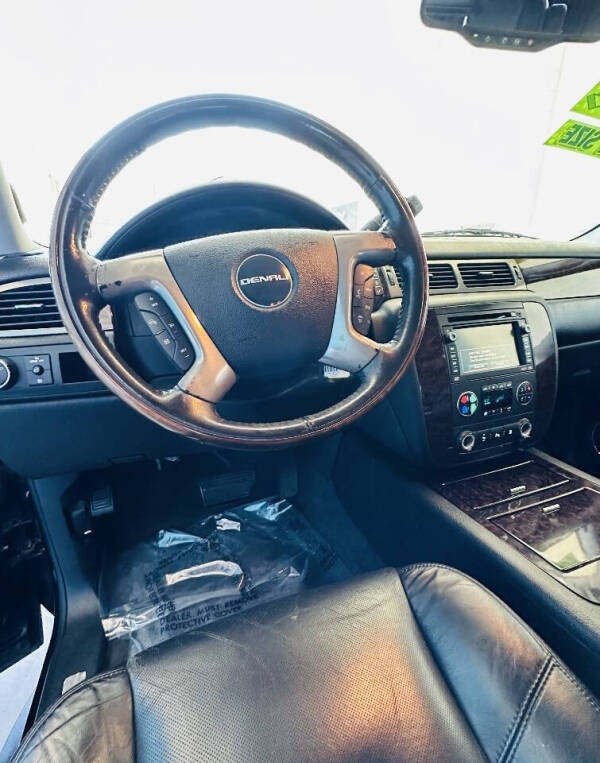 2009 GMC Yukon Denali