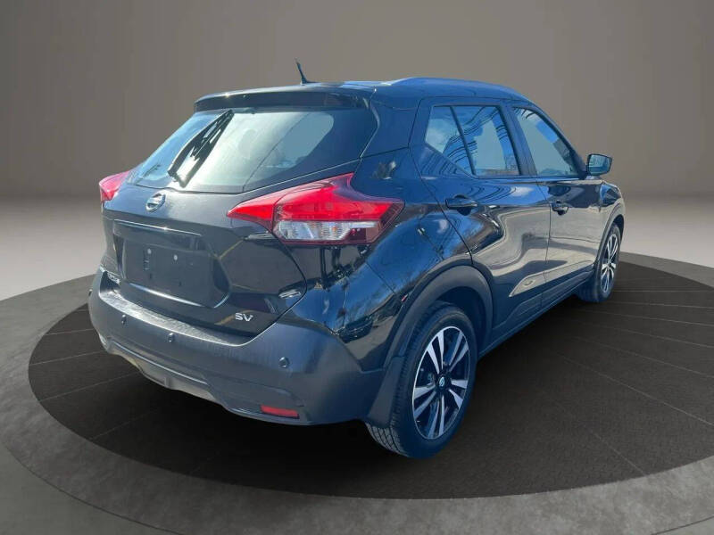 2020 Nissan Kicks SV