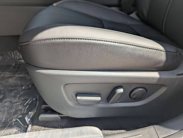 2025 Mazda CX-50 2.5 S Premium Plus