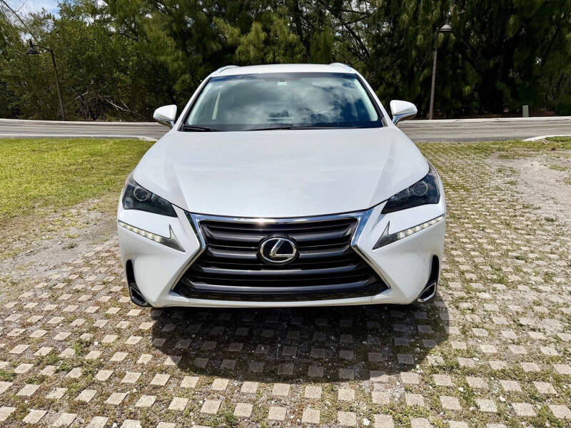 2016 Lexus NX 200t