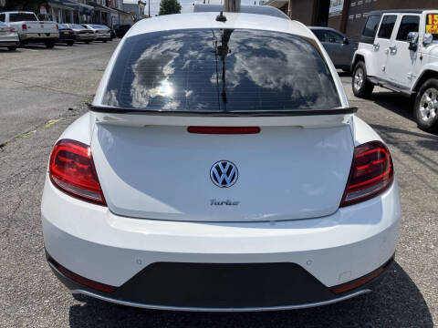 2016 Volkswagen Beetle 1.8T Dune PZEV