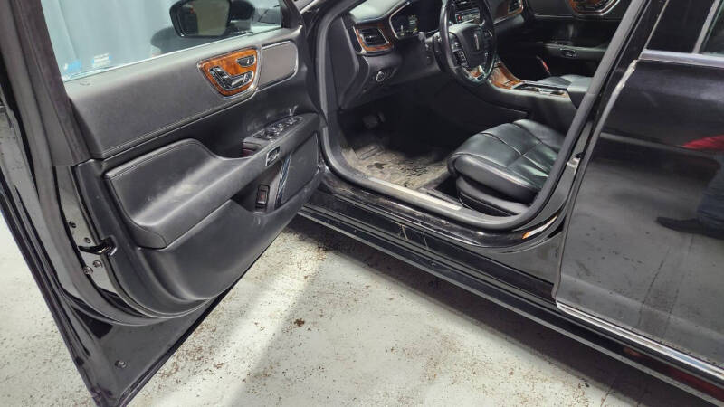 2017 Lincoln Continental Reserve