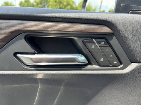 2025 GMC Acadia Denali