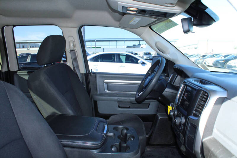 2019 RAM 1500 Classic Warlock