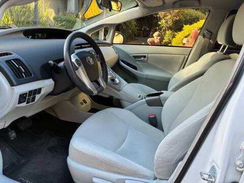 2014 Toyota Prius Three