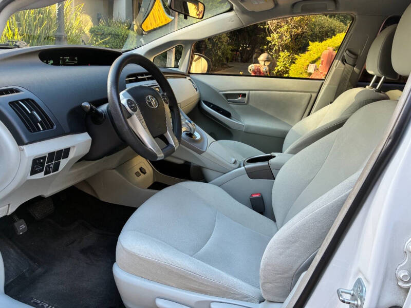 2014 Toyota Prius Three