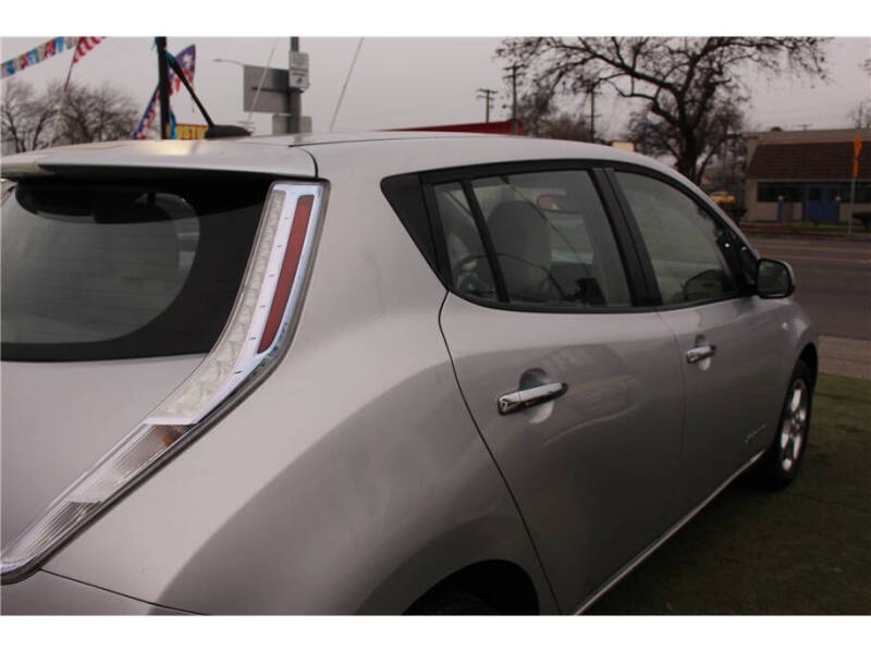 2012 Nissan LEAF