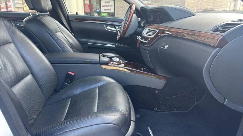 2013 Mercedes-Benz S-Class S 550