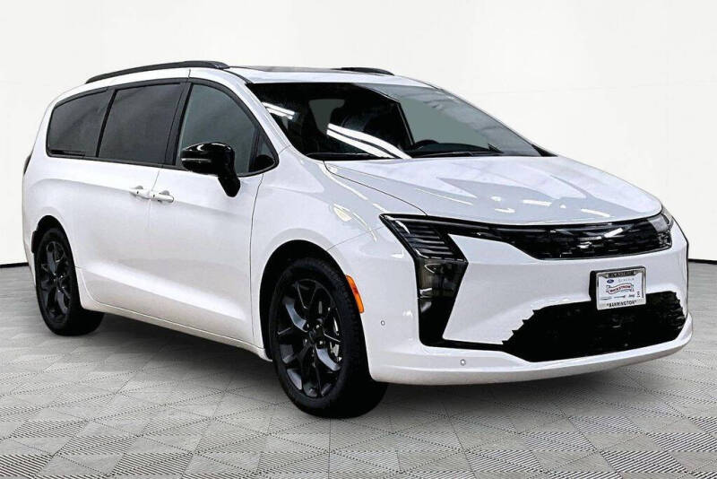 2027 Chrysler Pacifica Limited