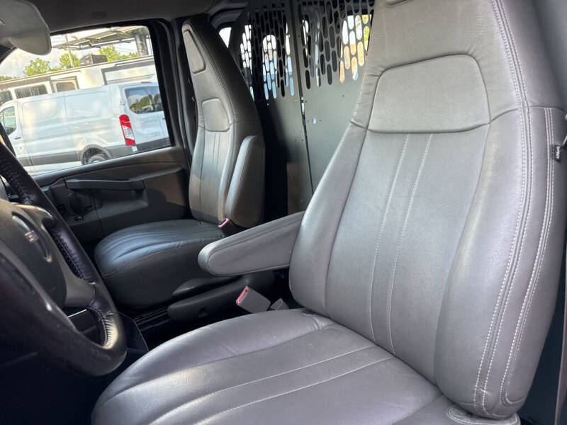 2018 GMC Savana 2500