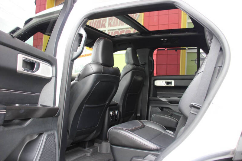 2020 Ford Explorer ST