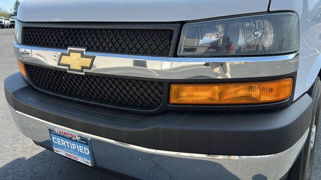 2024 Chevrolet Express 2500
