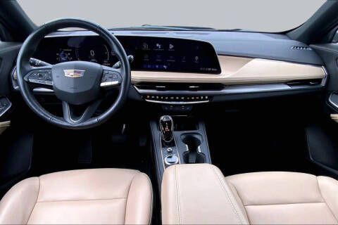 2024 Cadillac XT4 Luxury