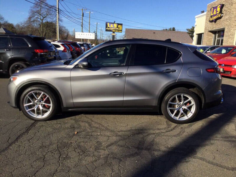 2019 Alfa Romeo Stelvio Ti