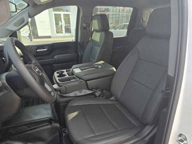 2024 GMC Sierra 2500HD Pro