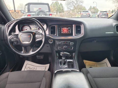 2017 Dodge Charger SE