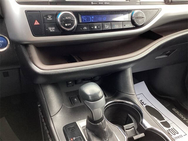 2017 Toyota Highlander Hybrid XLE