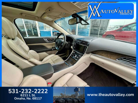 2017 Lincoln Continental Select