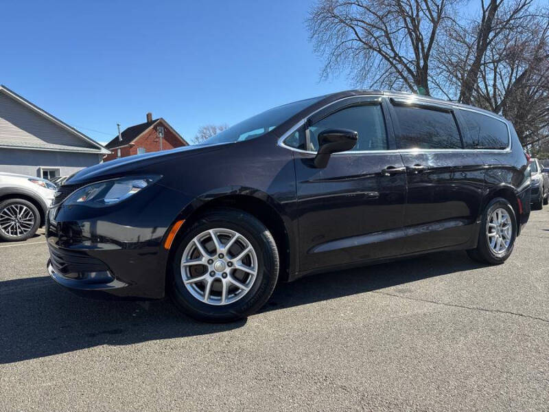 2017 Chrysler Pacifica Touring