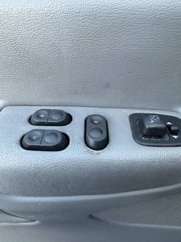 2004 Ford E-Super Duty