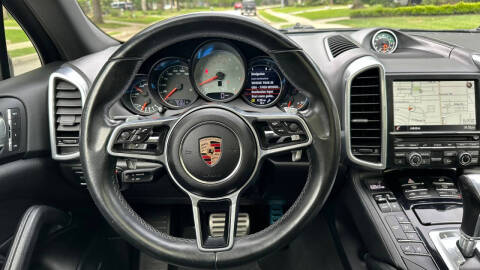 2016 Porsche Cayenne S