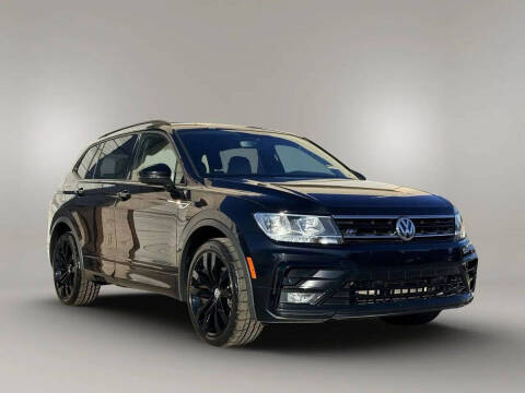 2020 Volkswagen Tiguan SE R-Line Black