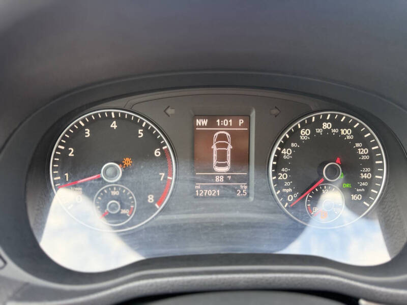 2013 Volkswagen Passat SE PZEV