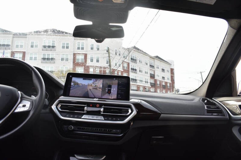 2024 BMW X4 xDrive30i