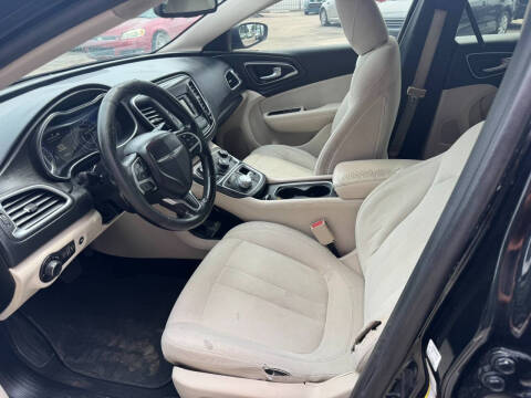 2016 Chrysler 200 Limited