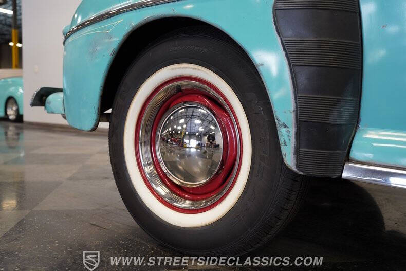 1948 Ford Deluxe