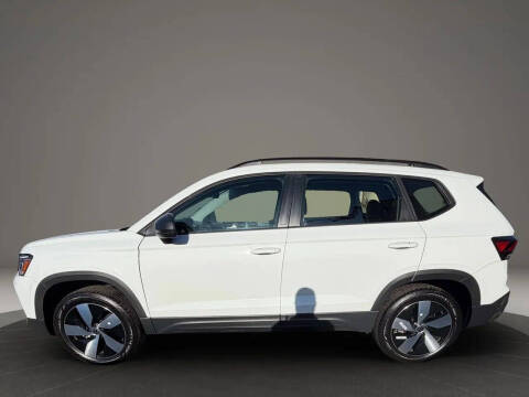 2025 Volkswagen Taos S 4Motion