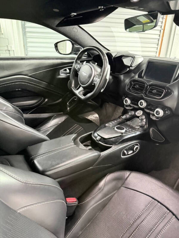 2020 Aston Martin Vantage