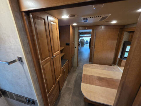 2016 Winnebago SUNSTAR LX