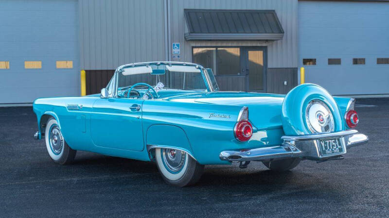 1956 Ford Thunderbird