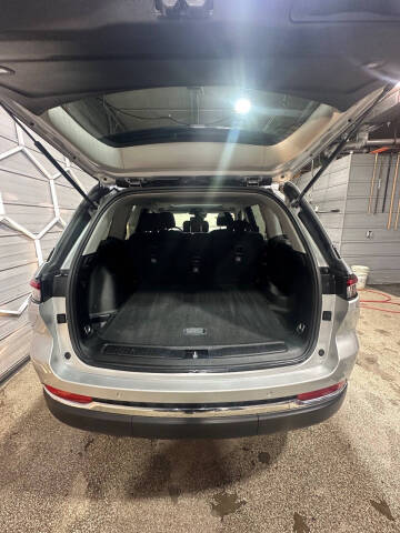 2023 Jeep Grand Cherokee Laredo