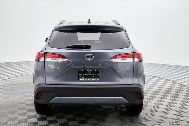 2025 Toyota Corolla Cross LE
