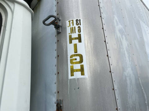 1998 Freightliner FL70