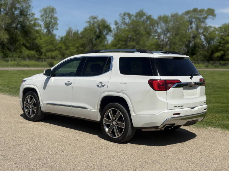 2017 GMC Acadia Denali