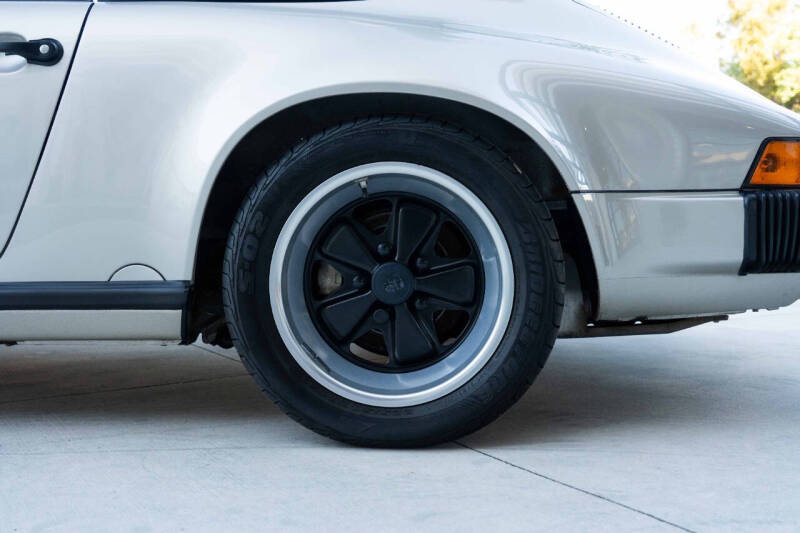 1989 Porsche 911 Carrera